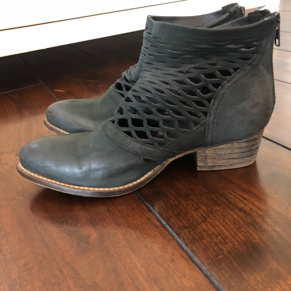 Booties - Picture 2 of 4